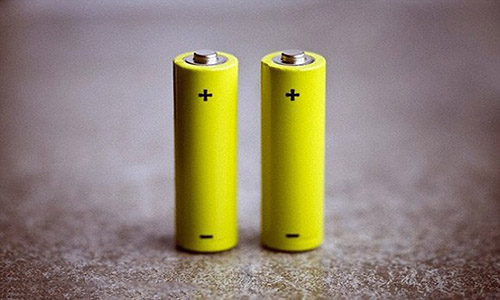 <b>黄瓜黄色视频网池的正负极材料选择考虑因素有哪些</b>